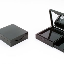 Square compact with side compartment